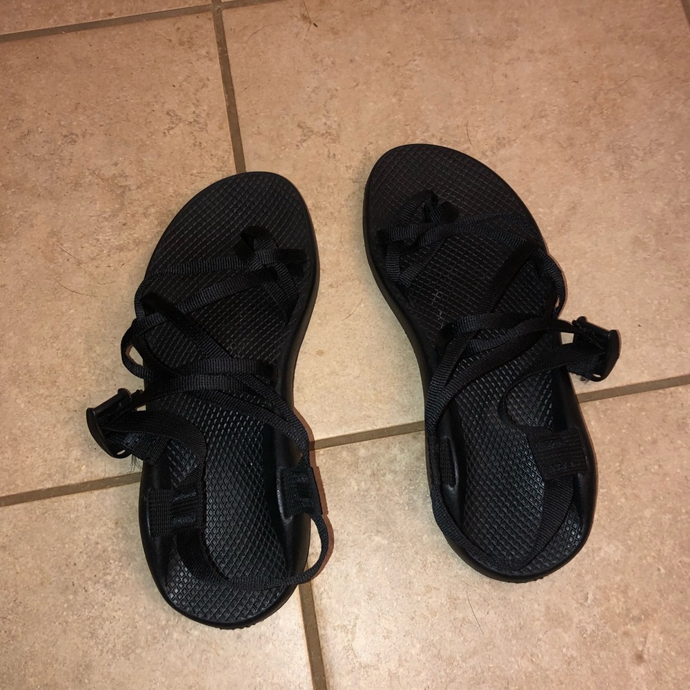 Women’s Double strap Black Chacos